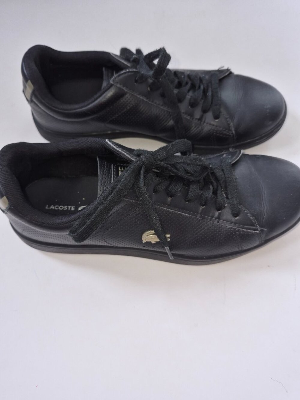 unisex boy Lacoste Kids Black Sneakers – Size 6 – Classic Casual Shoes